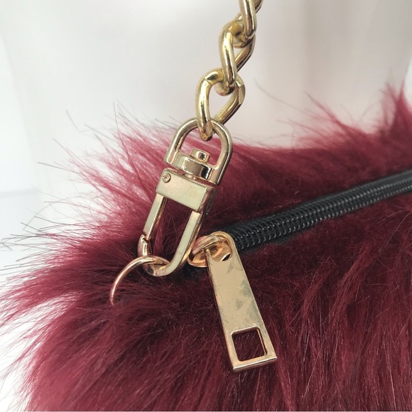 Red and Black Furry Convertible Shoulder Bag - Picture 5 of 10